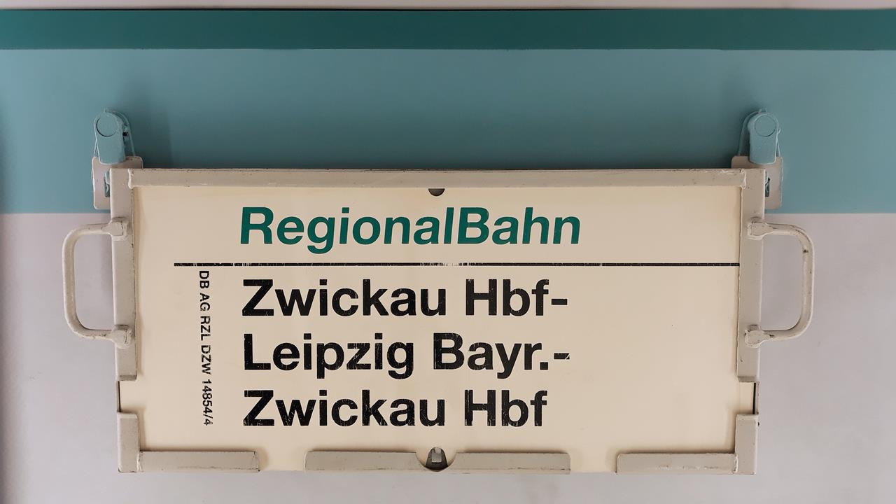 RB Zwickau Hbf Leipzig Bayr Zwickau Hbf Alte Zuglaufschilder RB Zwickau Hbf Leipzig Bayr Zwickau Hbf Alte Zuglaufschilder